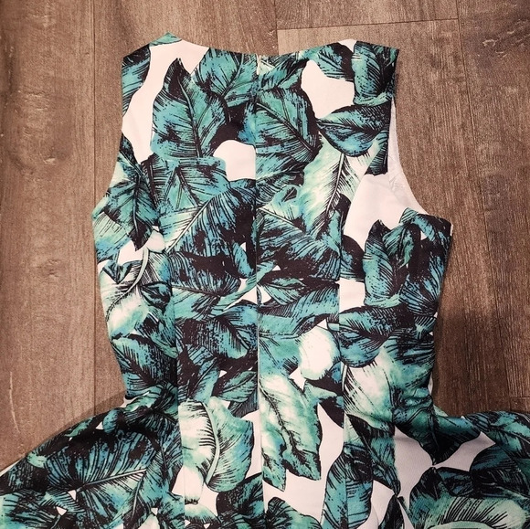 Lulu's Leaf It to Chance Green Fit and Flare Dress - Picture 7 of 7